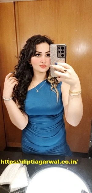 Call Girls in Chanakyapuri